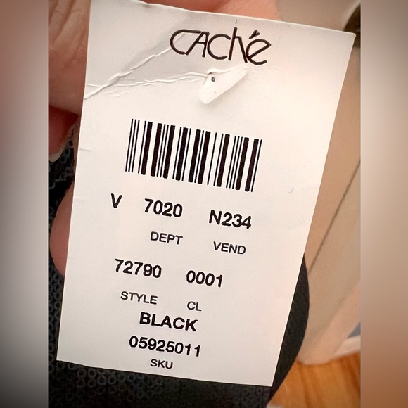 NWT Super Elegant Cache Black Sequin Cardigan-Never Used, Medium, Excellent Cond - Picture 7 of 10